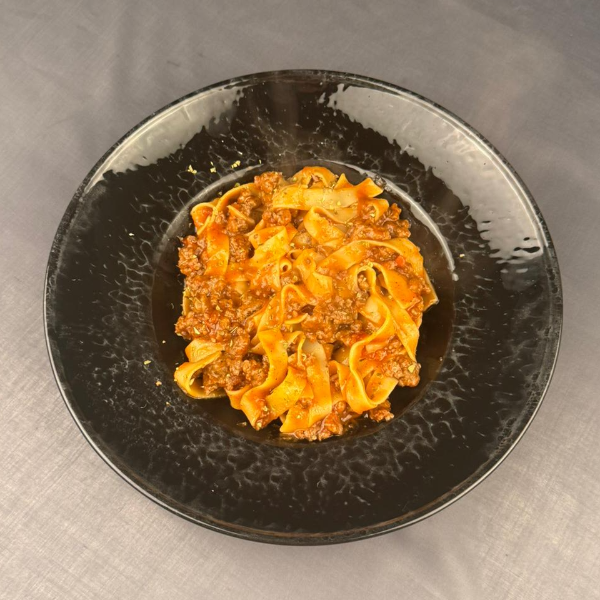Fettucini Bolonez