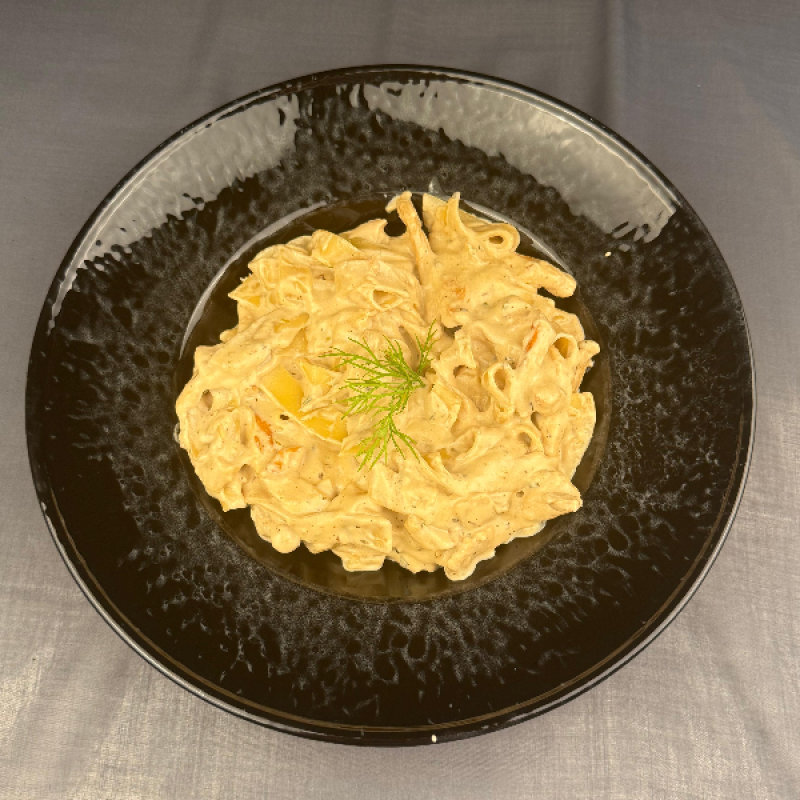 Pesto Soslu Fettucini